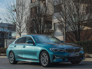 2019330e iPerformance w^
