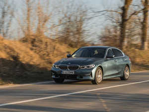 2019330e iPerformance w^