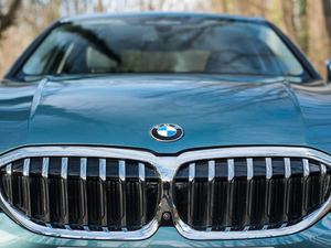 2019330e iPerformance ^