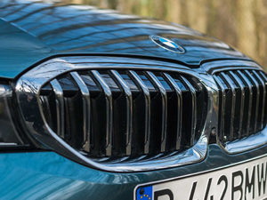 2019330e iPerformance ^