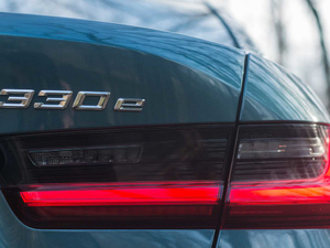 2019330e iPerformance ^