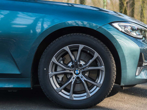 2019330e iPerformance ^