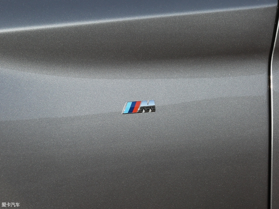 2019R5ϵ(M) 540i M\b