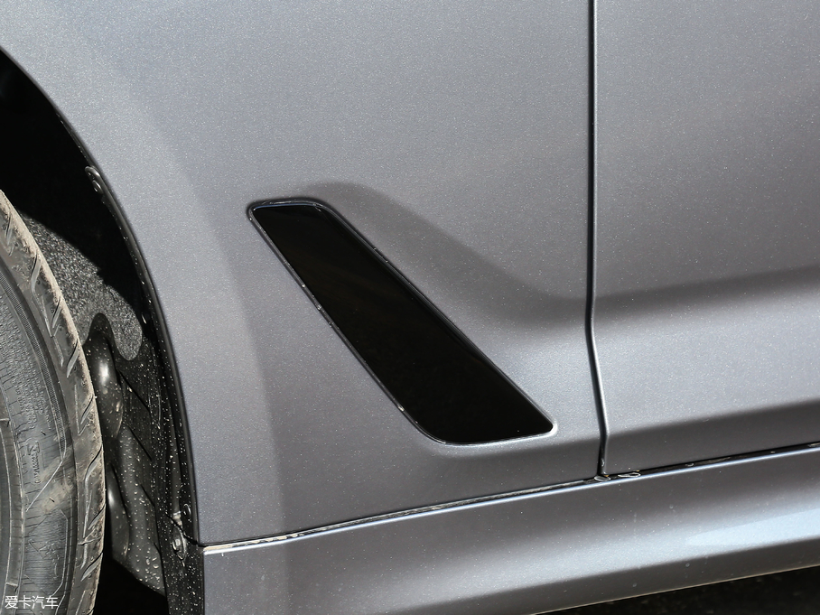 2019R5ϵ(M) 540i M\b