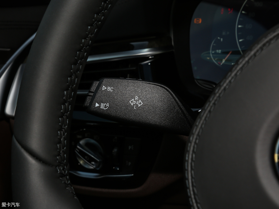 2019R5ϵ(M(jn)) 540i M\(yn)(dng)b