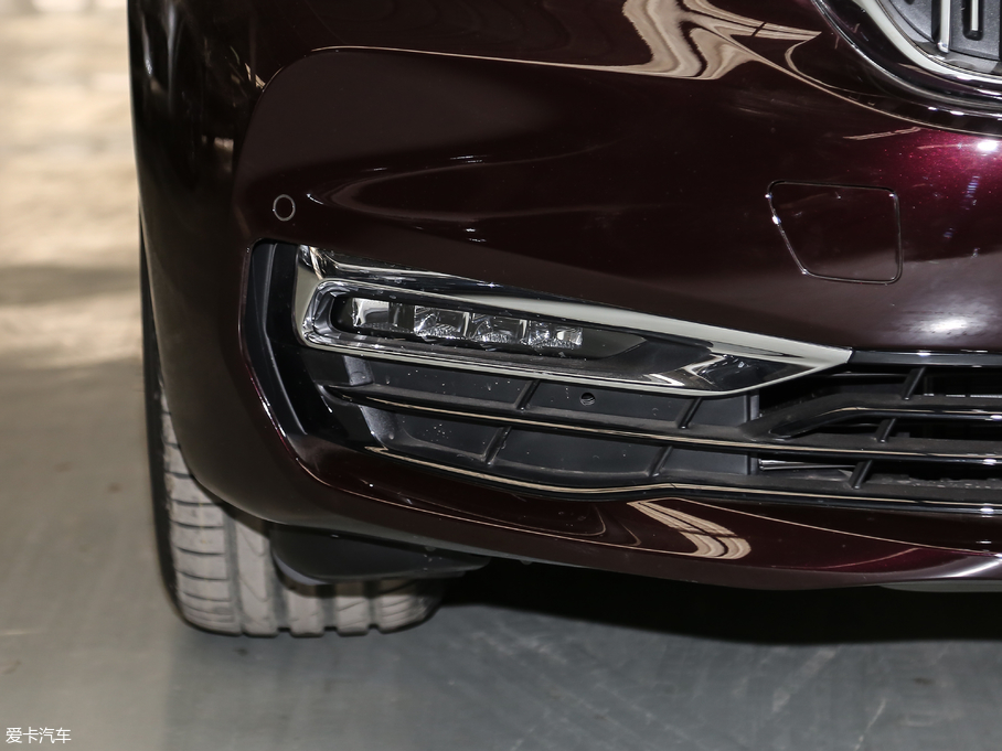 2019R6ϵGT 630i AOӋb