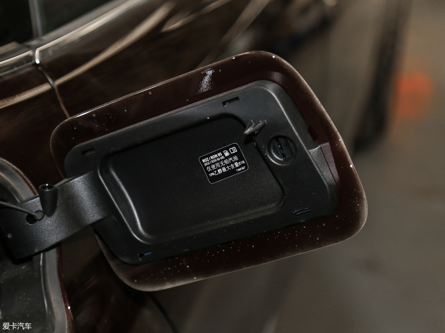 2019R6ϵGT 630i AOӋb