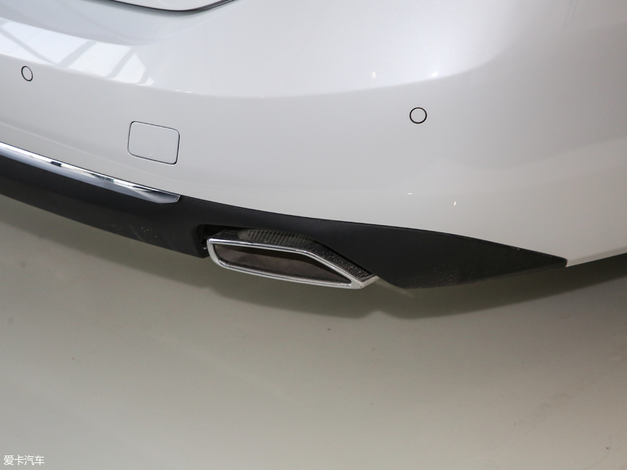 2019R6ϵGT 630i AOӋb