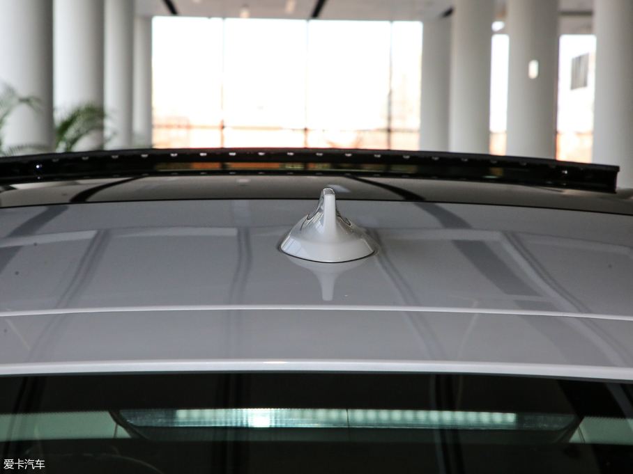 2019R6ϵGT 630i AOӋb