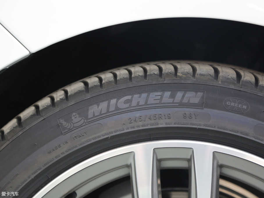 2019R6ϵGT 630i M\b