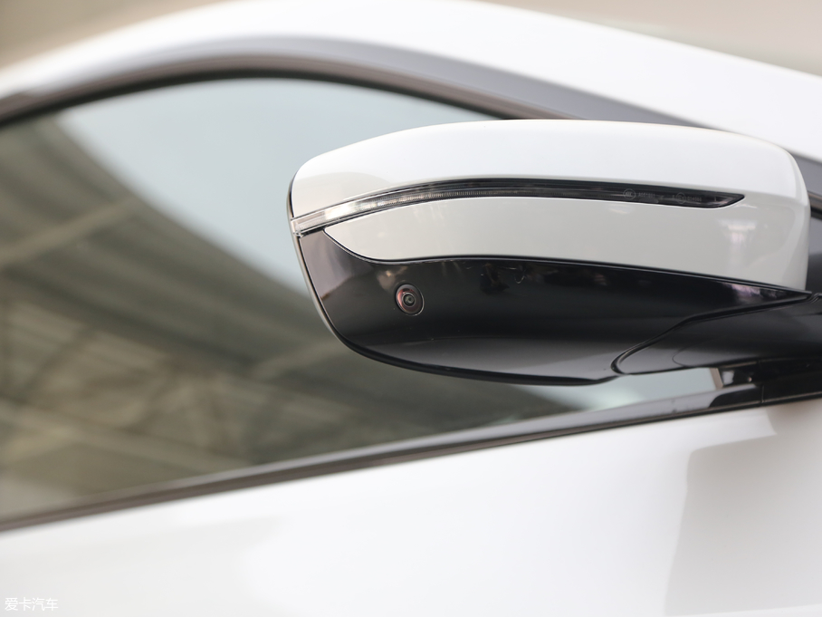 2019R6ϵGT 630i M\b