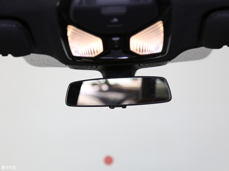 2019R6ϵGT 630i M\b