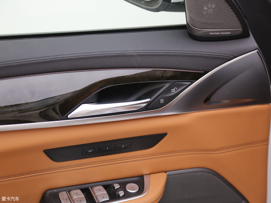 2019R6ϵGT 630i M\b