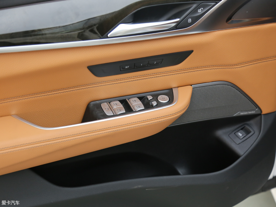 2019R6ϵGT 630i M\b