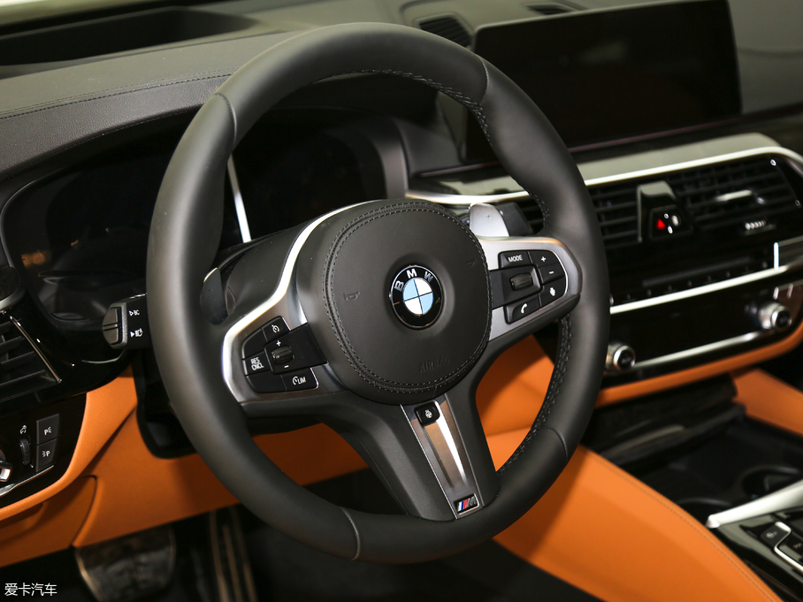 2019R6ϵGT 630i M\b