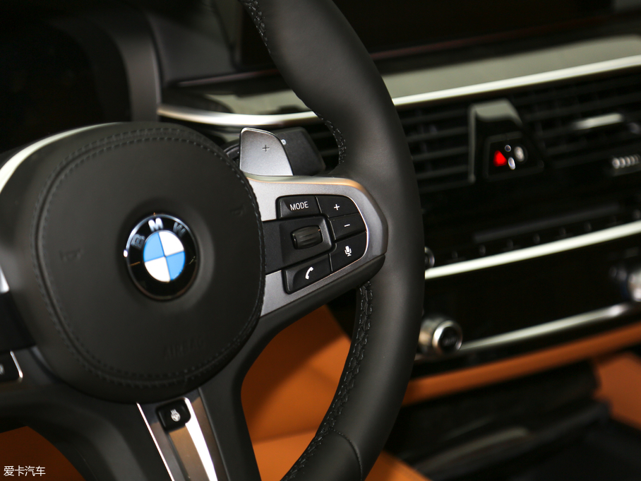 2019R6ϵGT 630i M\b