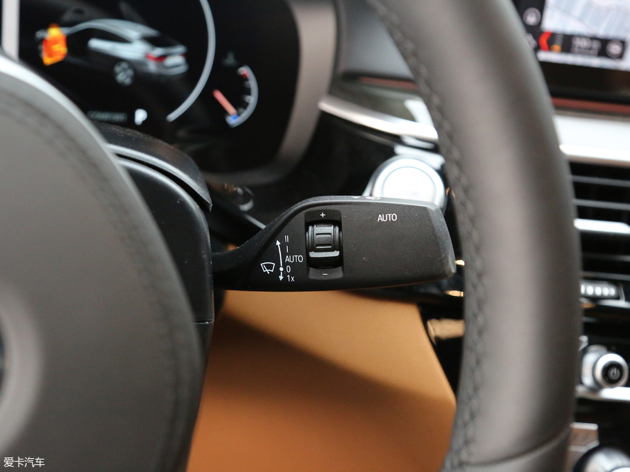 2019R6ϵGT 630i M\b