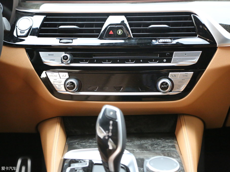 2019R6ϵGT 630i M\b