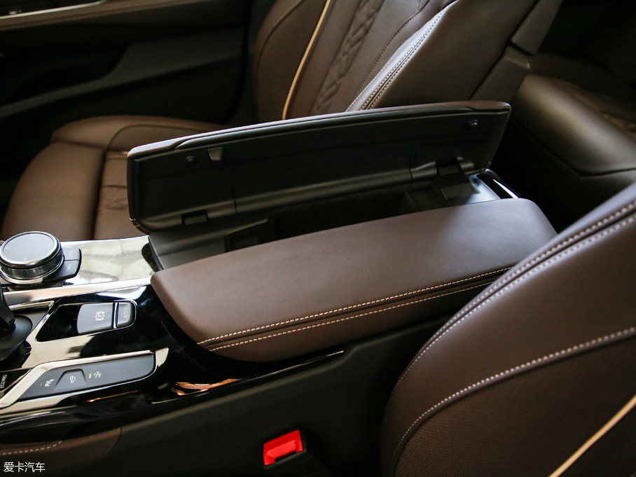 2019R6ϵGT 630i M\b