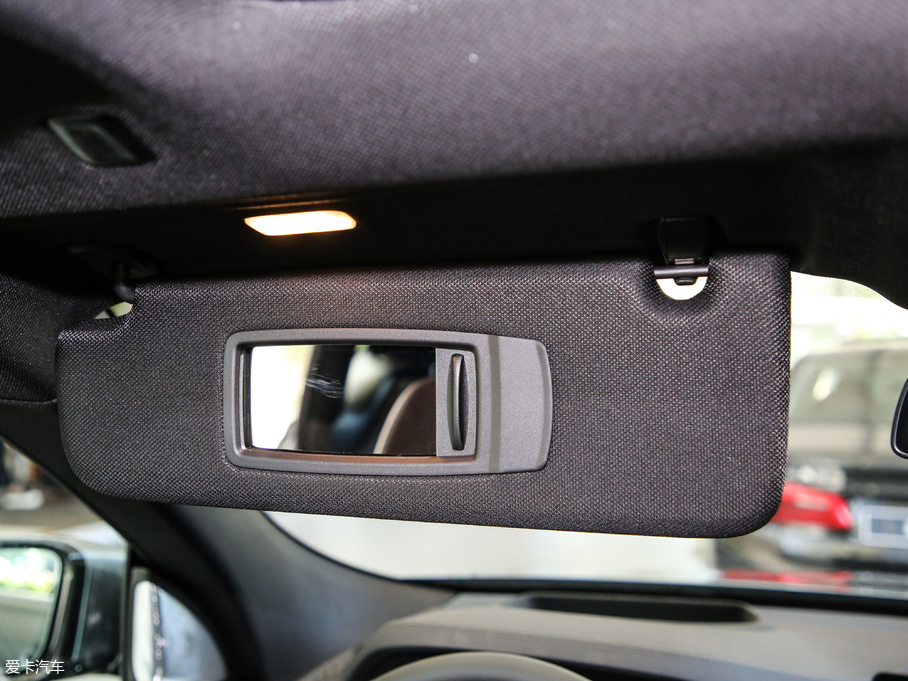 2019R6ϵGT 630i M\b