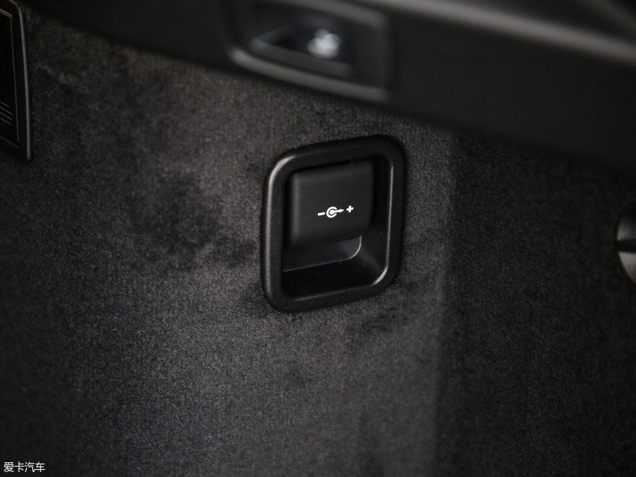 2019R6ϵGT 630i M\b