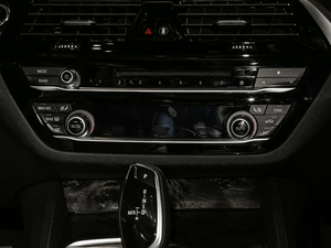 2019630i M\(yn)(dng)b {(dio){(dio)(ji)