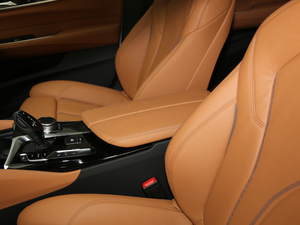 2019630i M\(yn)(dng)b 