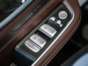 2019630i M\(yn)(dng)мҰ {܇ƅ^(q)	