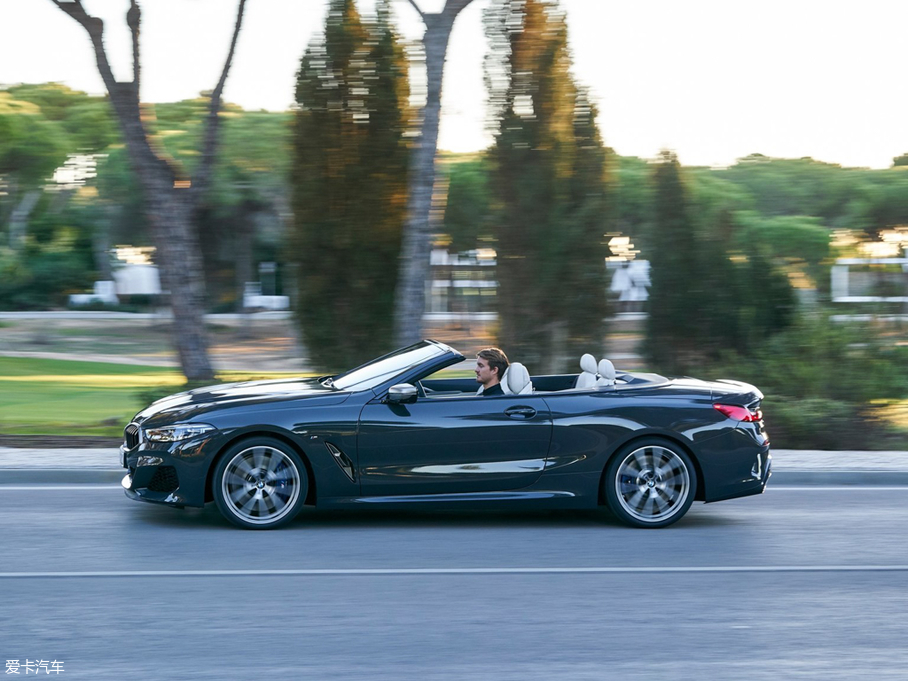 2019R8ϵ M850i xDrive M\b