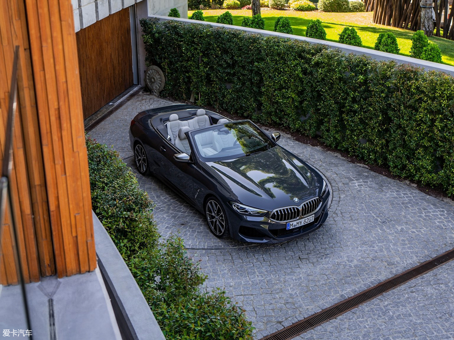 2019R8ϵ M850i xDrive M\b