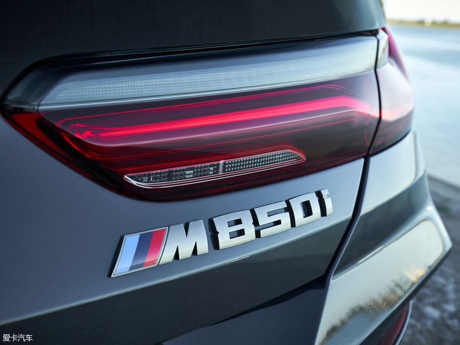 2019R8ϵ M850i xDrive M\b