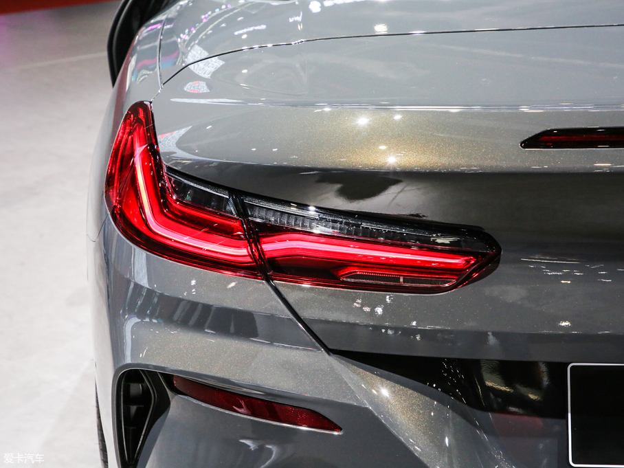 2019R8ϵ 840i I܇ M\b