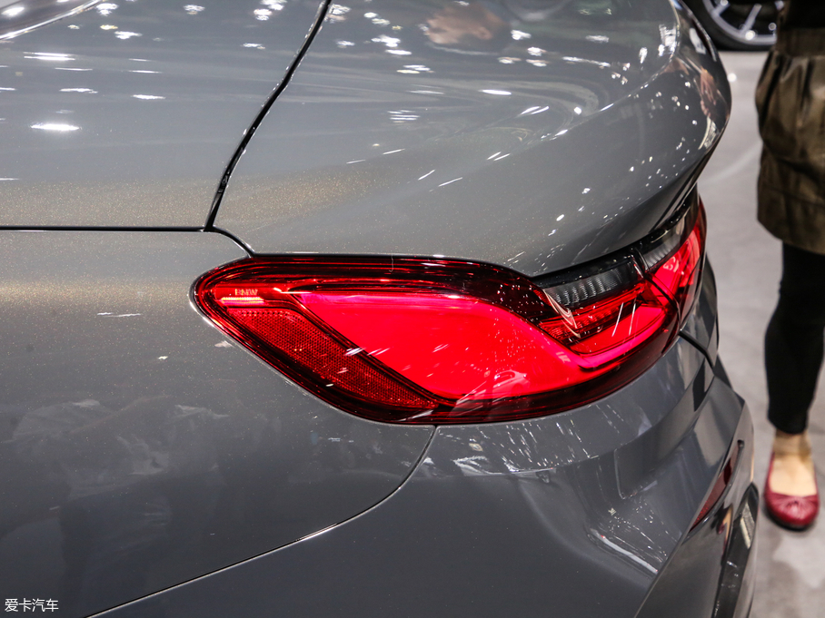 2019R8ϵ 840i I܇ M\b