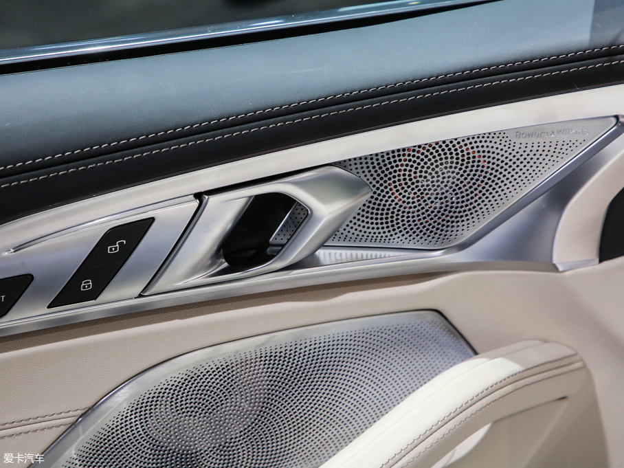 2019R8ϵ 840i I܇ M\b