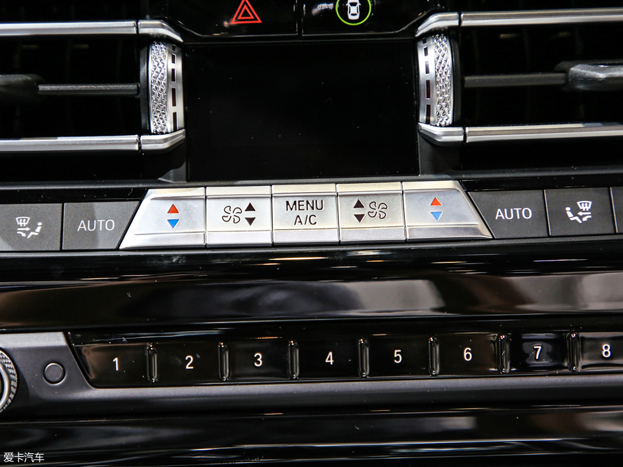 2019R8ϵ 840i I܇ M\b