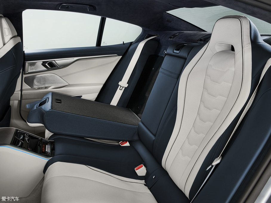 2019R8ϵT M850i xDrive M\b