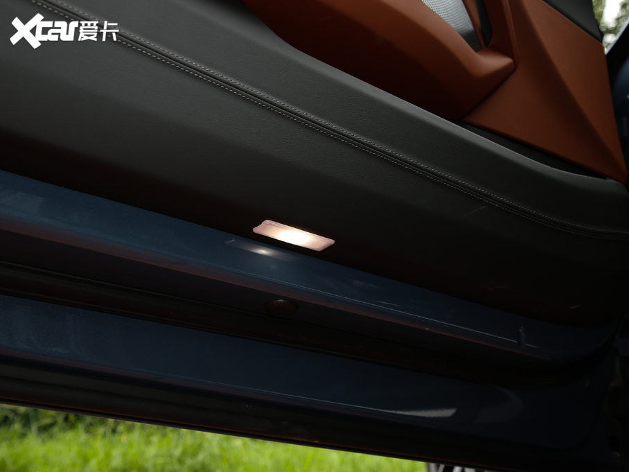 2019R8ϵ 840i pTI܇ M\b