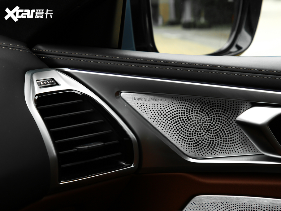 2019R8ϵ 840i pTI܇ M\b