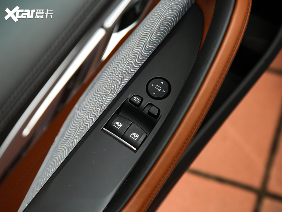 2019R8ϵ 840i pTI܇ M\b