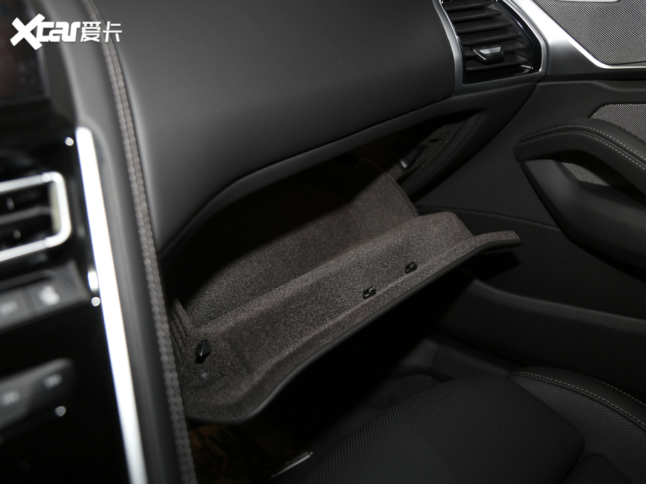 2019R8ϵ 840i pTI܇ װl