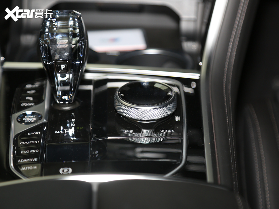 2019R8ϵ 840i pTI܇ װl