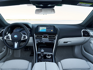 2019款M850i xDrive M运动套装 中控区