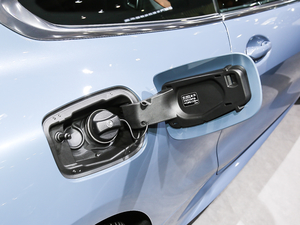 2019840i pTI܇ M\b w