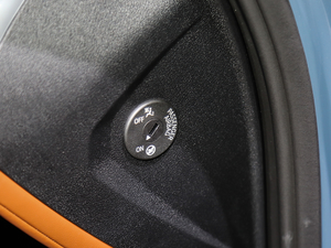 2019840i pTI܇ M\b g