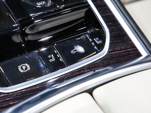 2019840i I܇ M\b п؅^