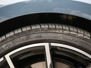 2019840i pTI܇ M\b ݆̥Ʒ