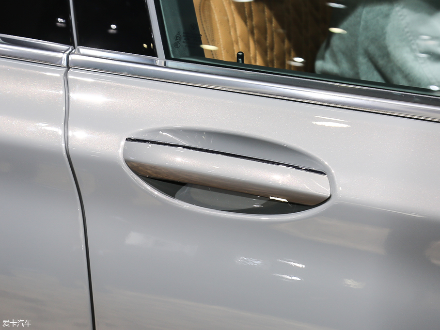 2019R7ϵ 750Li xDrive