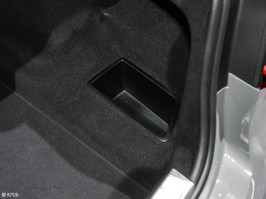 2019R7ϵ 750Li xDrive