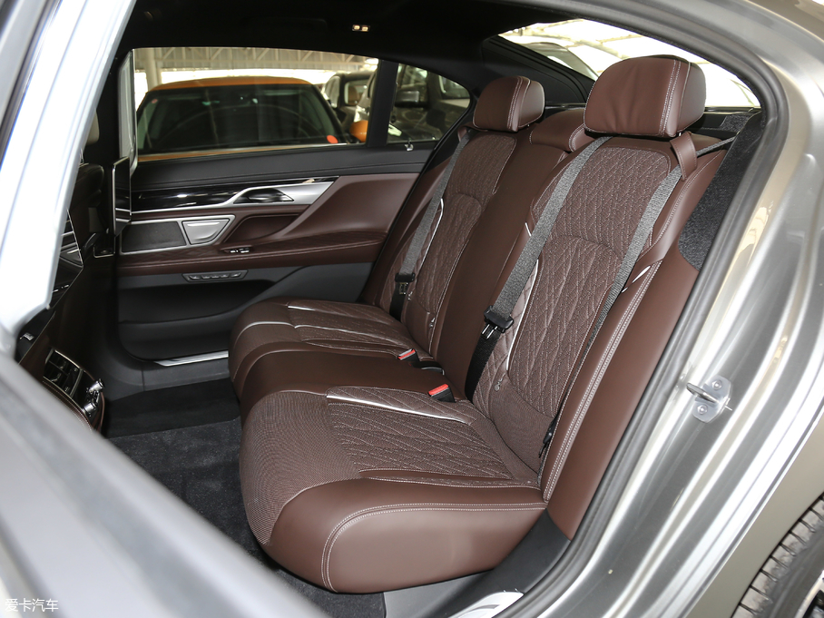 2019R7ϵ 740Li  M\b