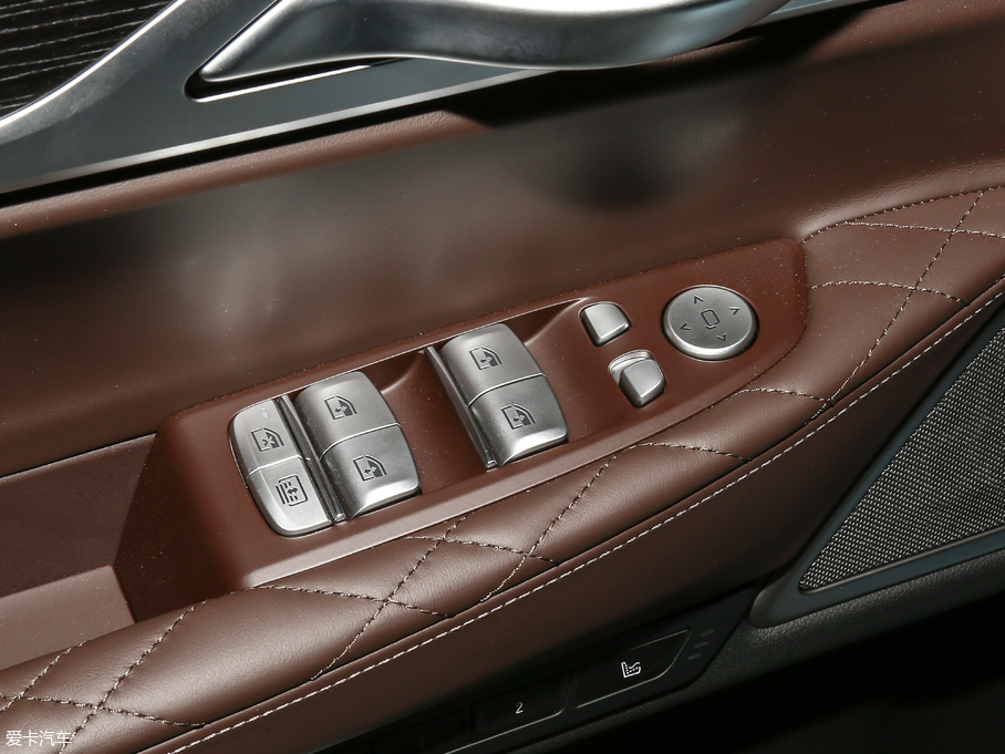 2019R7ϵ 740Li  M\b